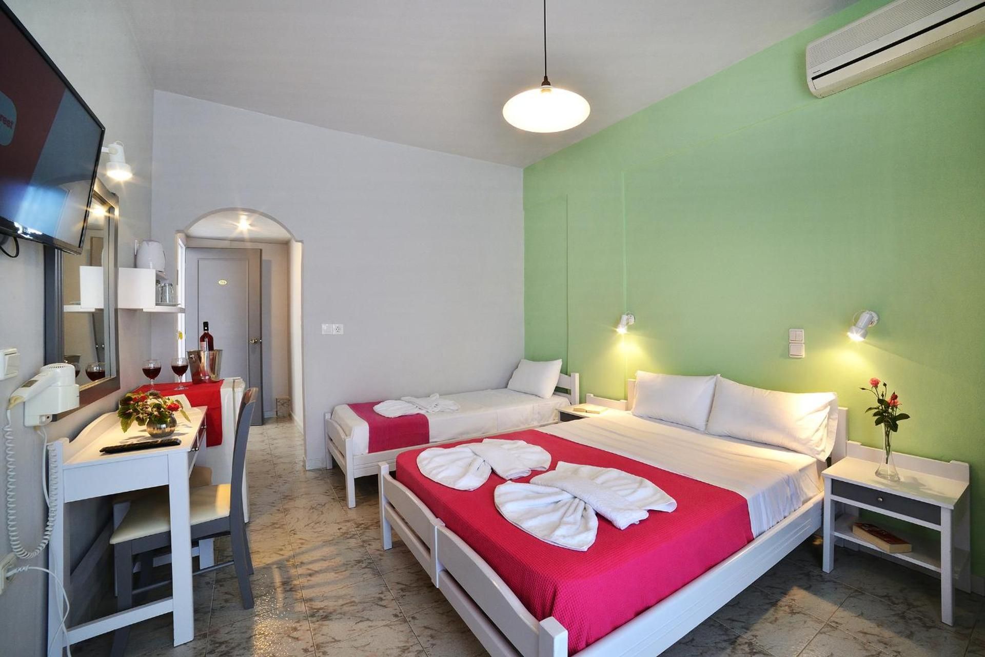 Triple Room