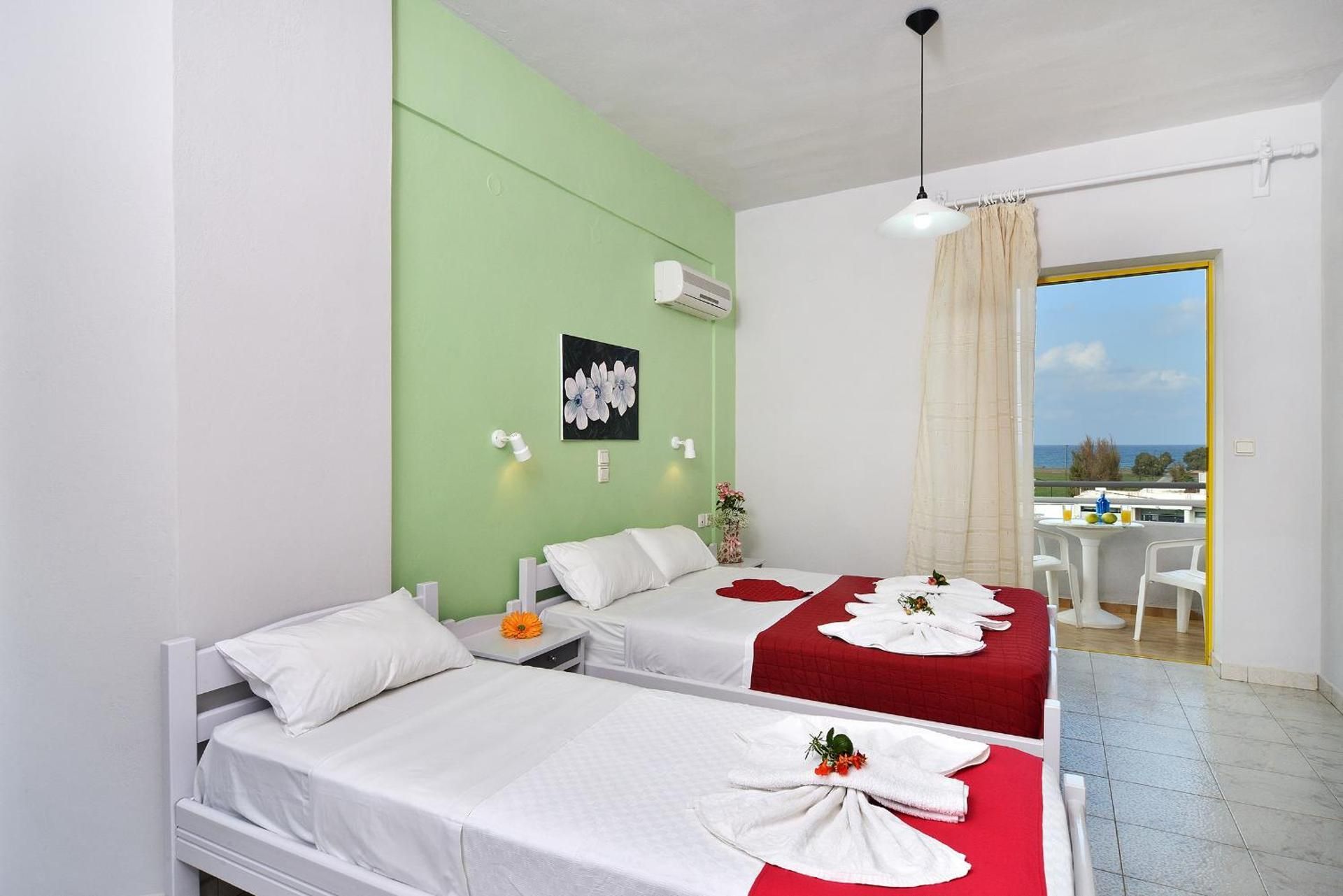 Triple Room with Sea View