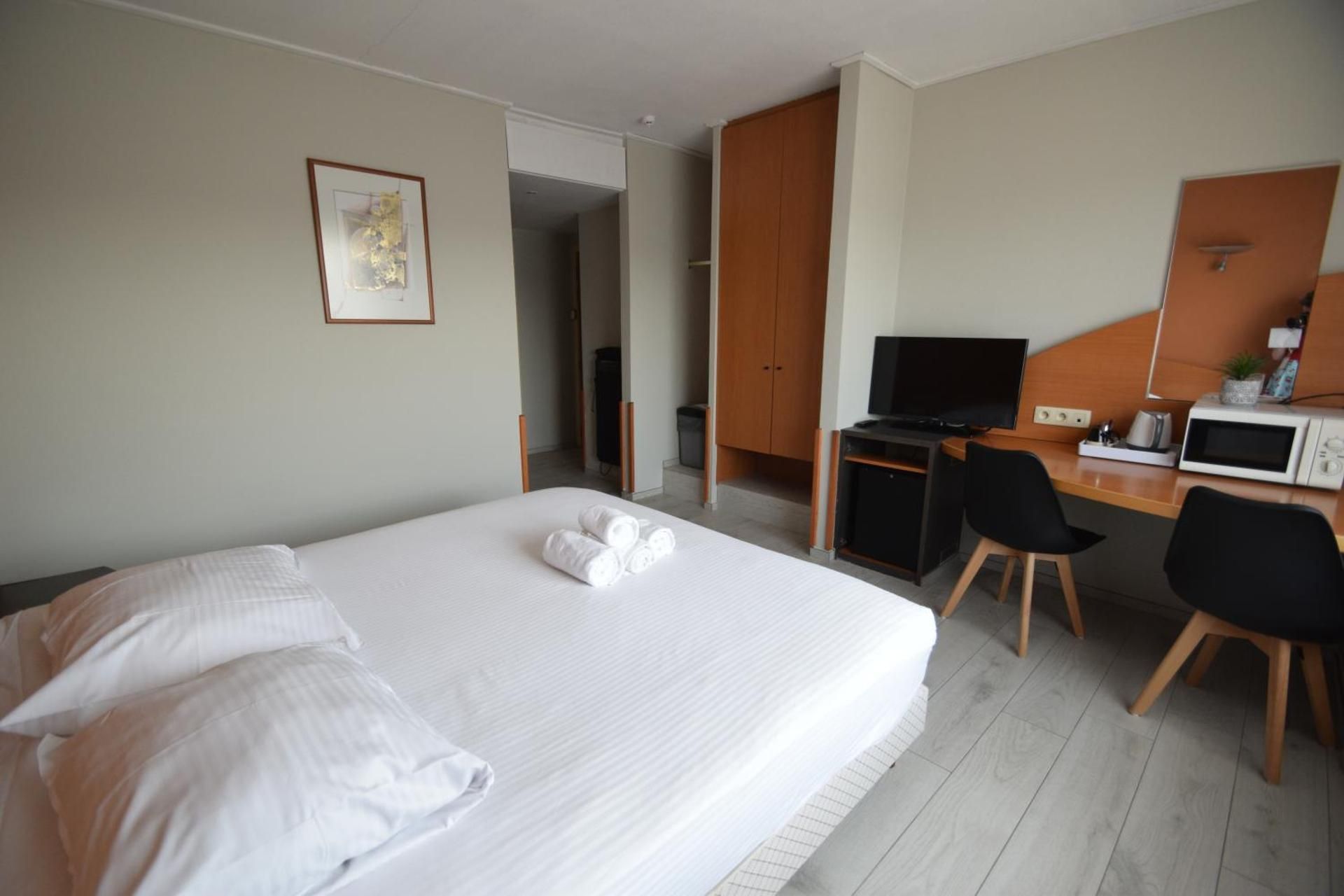 Executive Room Twin with daily cleaning