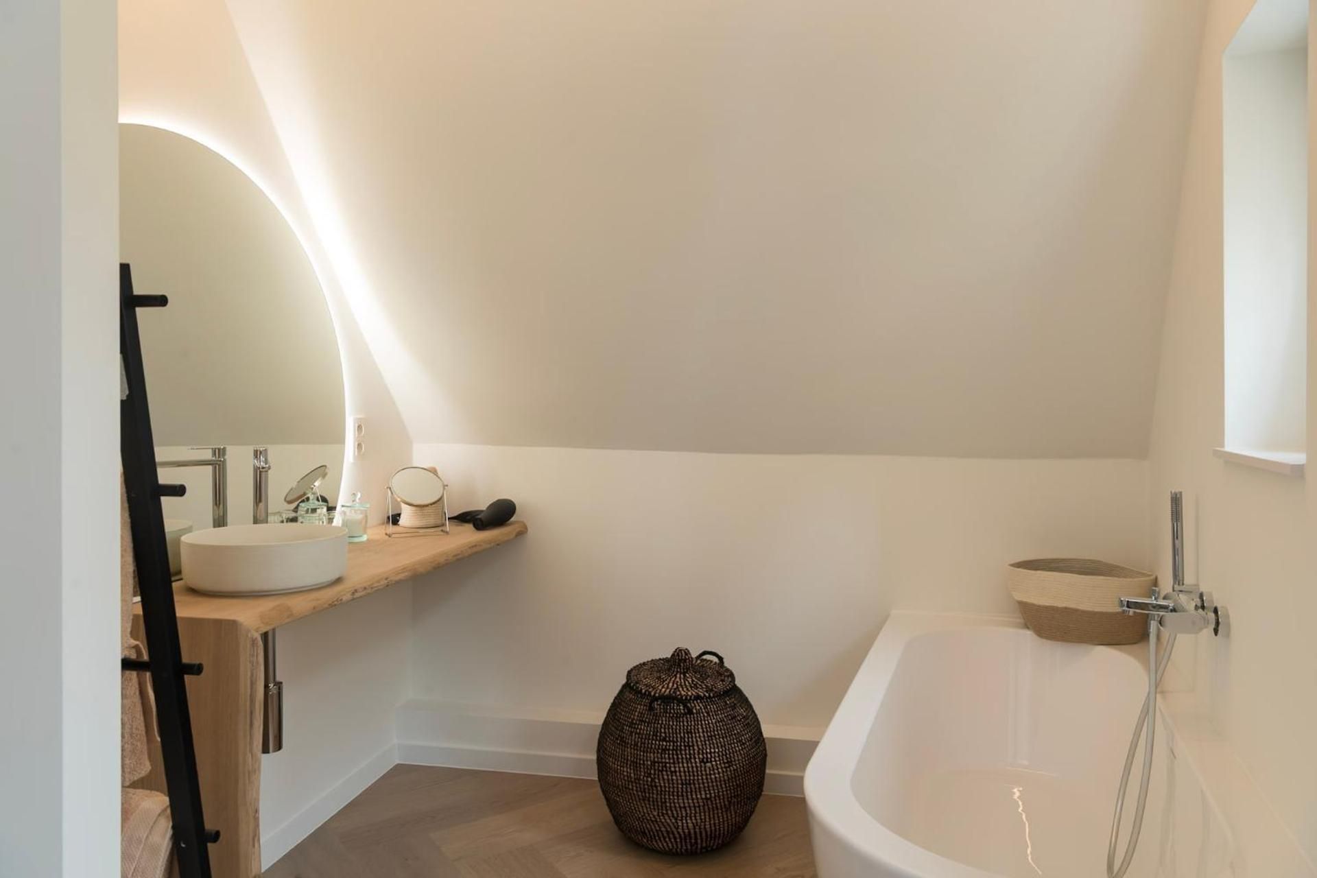 Deluxe Double Room with Bath