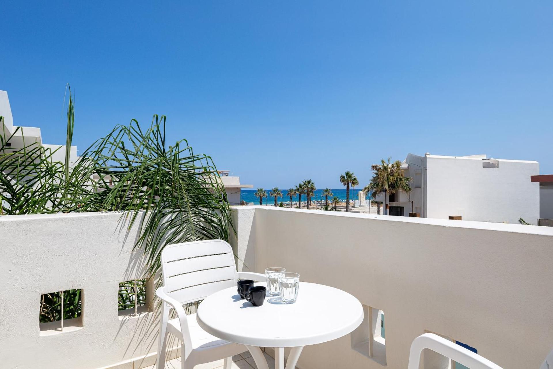 Superior Apartment with Side Sea View 