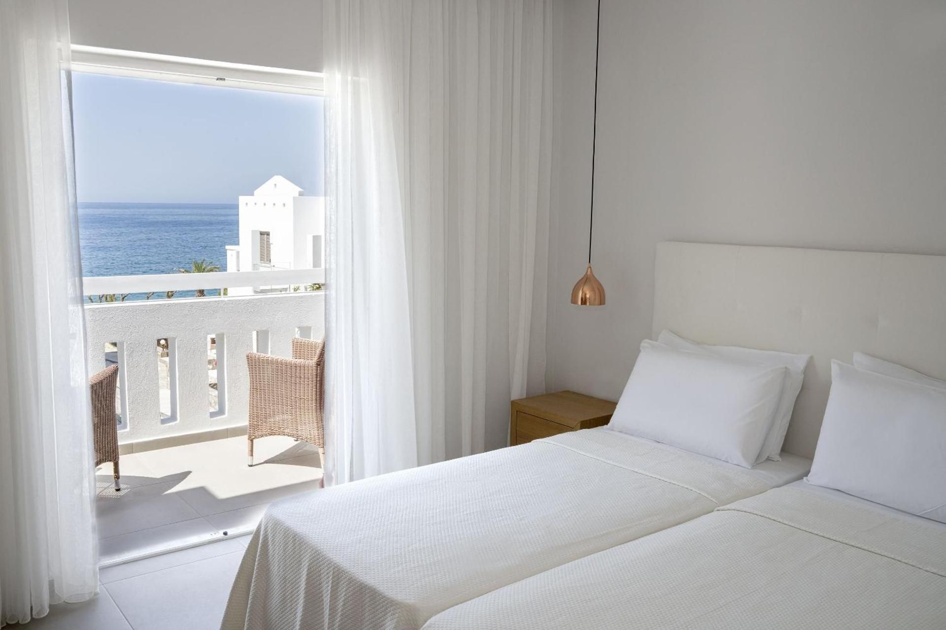 Triple Room with Sea View