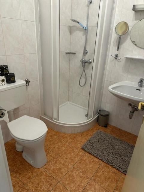 Deluxe Double Room with Balcony 1