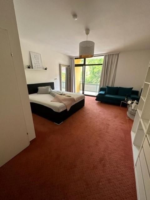 Family Room with Balcony 8