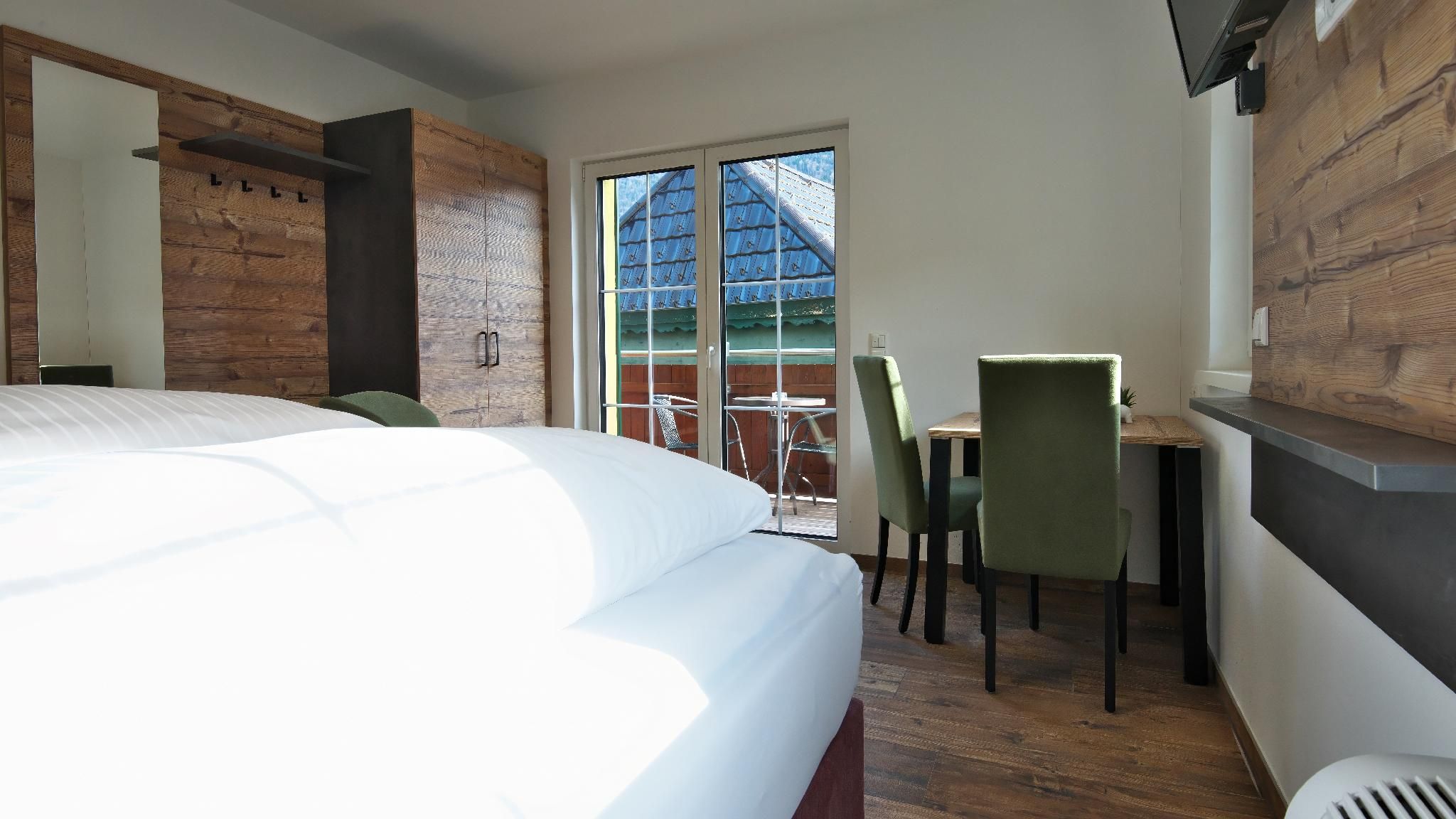 Superior Double King Size Room with Air Conditioning
