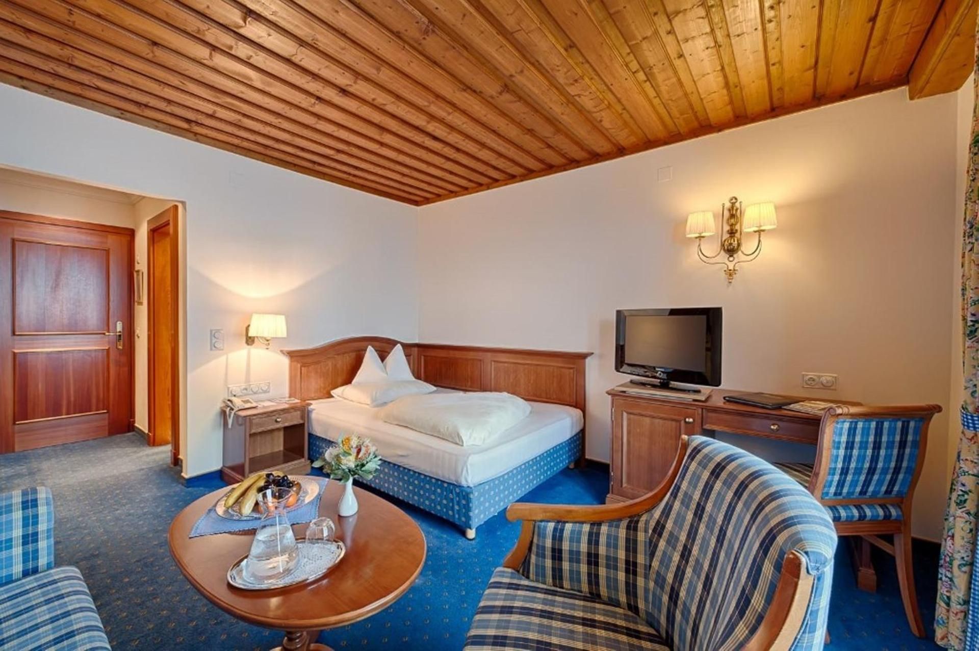 Luxury Single Room