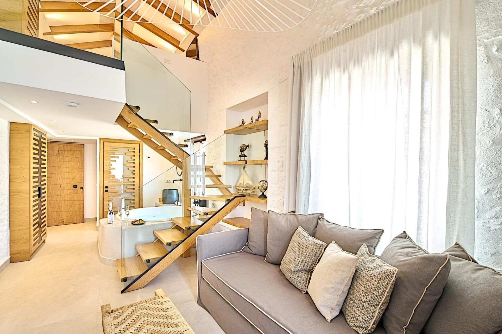 Suite with Spa Bath