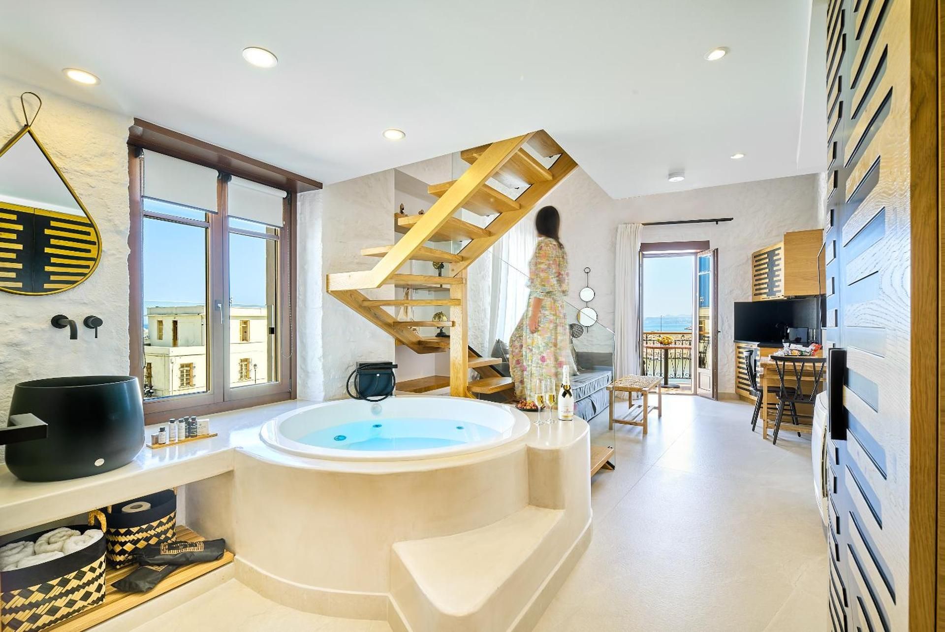 Suite with Spa Bath