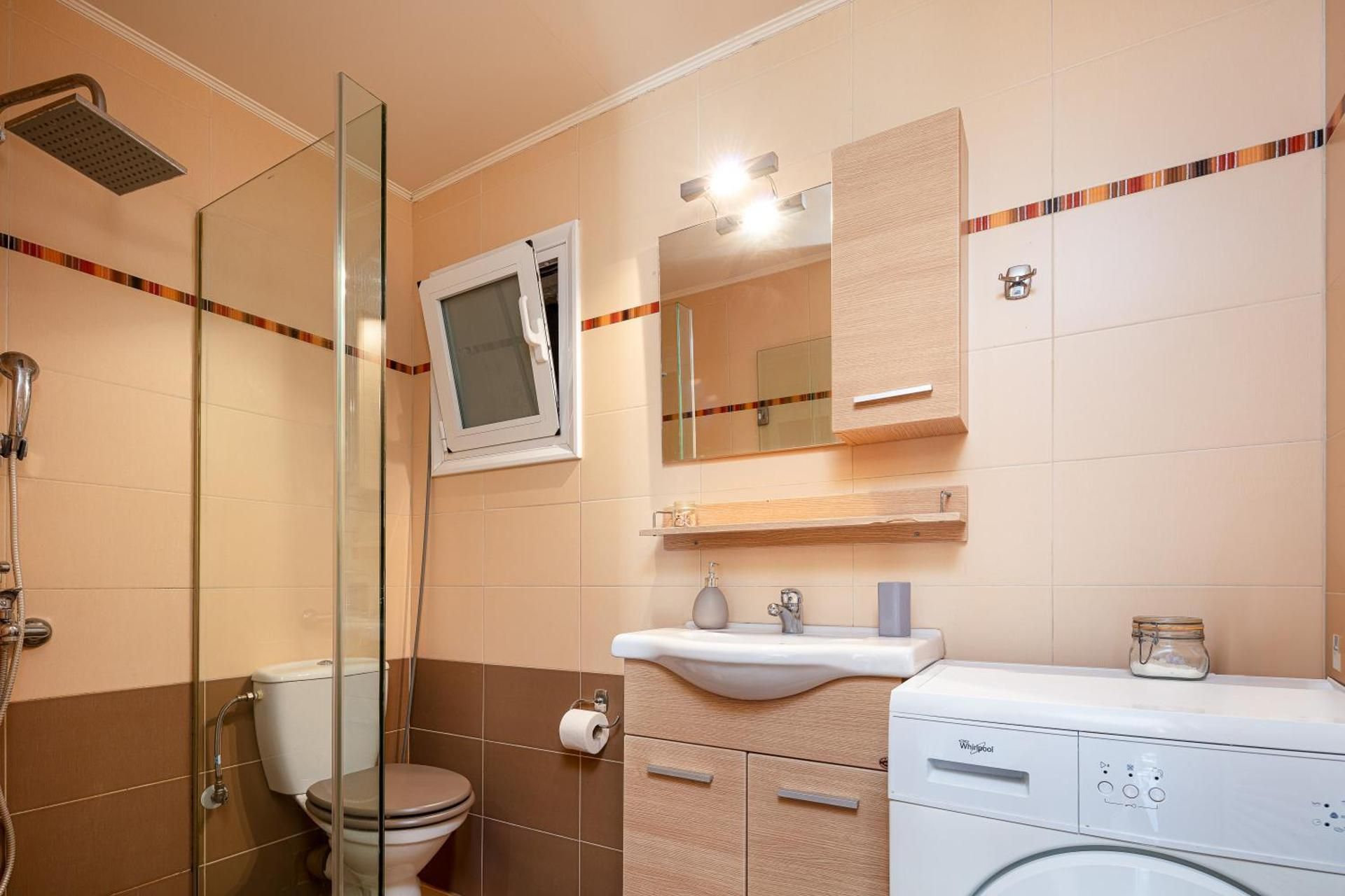 One-Bedroom Apartment with Balcony