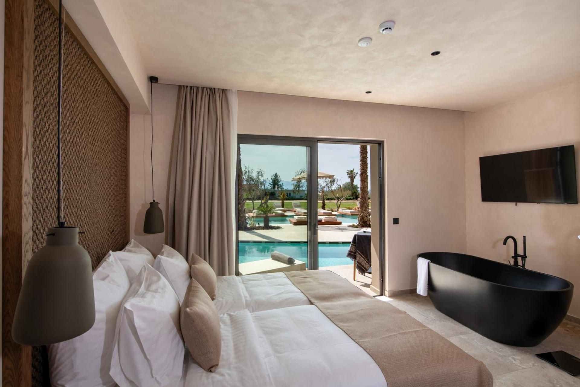 Double Side Sea View with Sharing Pool