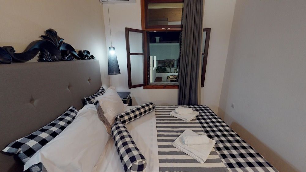 Superior Apartment, Terrace, Garden View