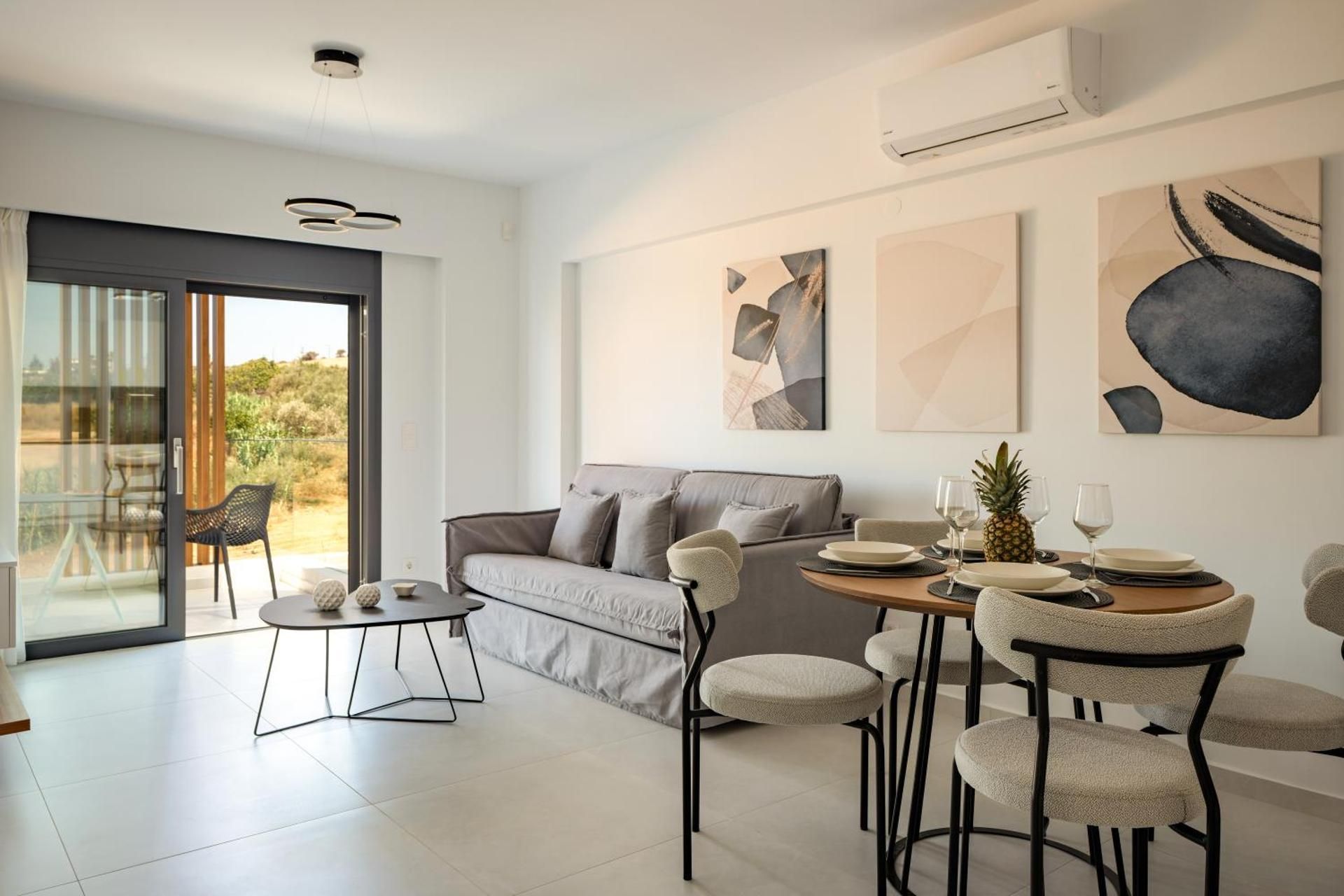 LIRIUM luxury suites