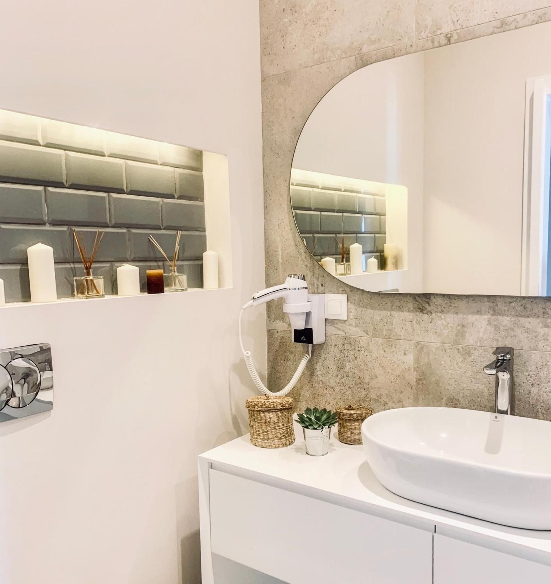 King Suite with outdoor Jacuzzi