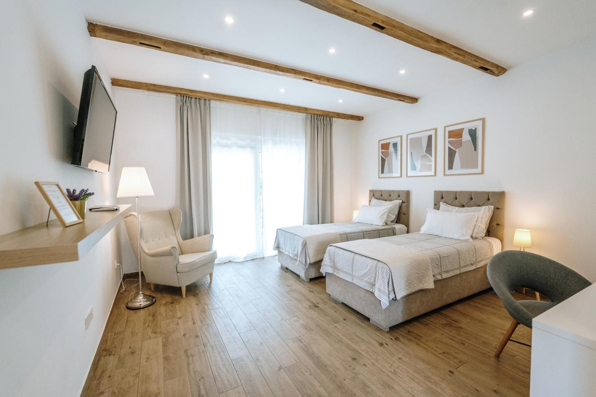 Deluxe Double or Twin Room