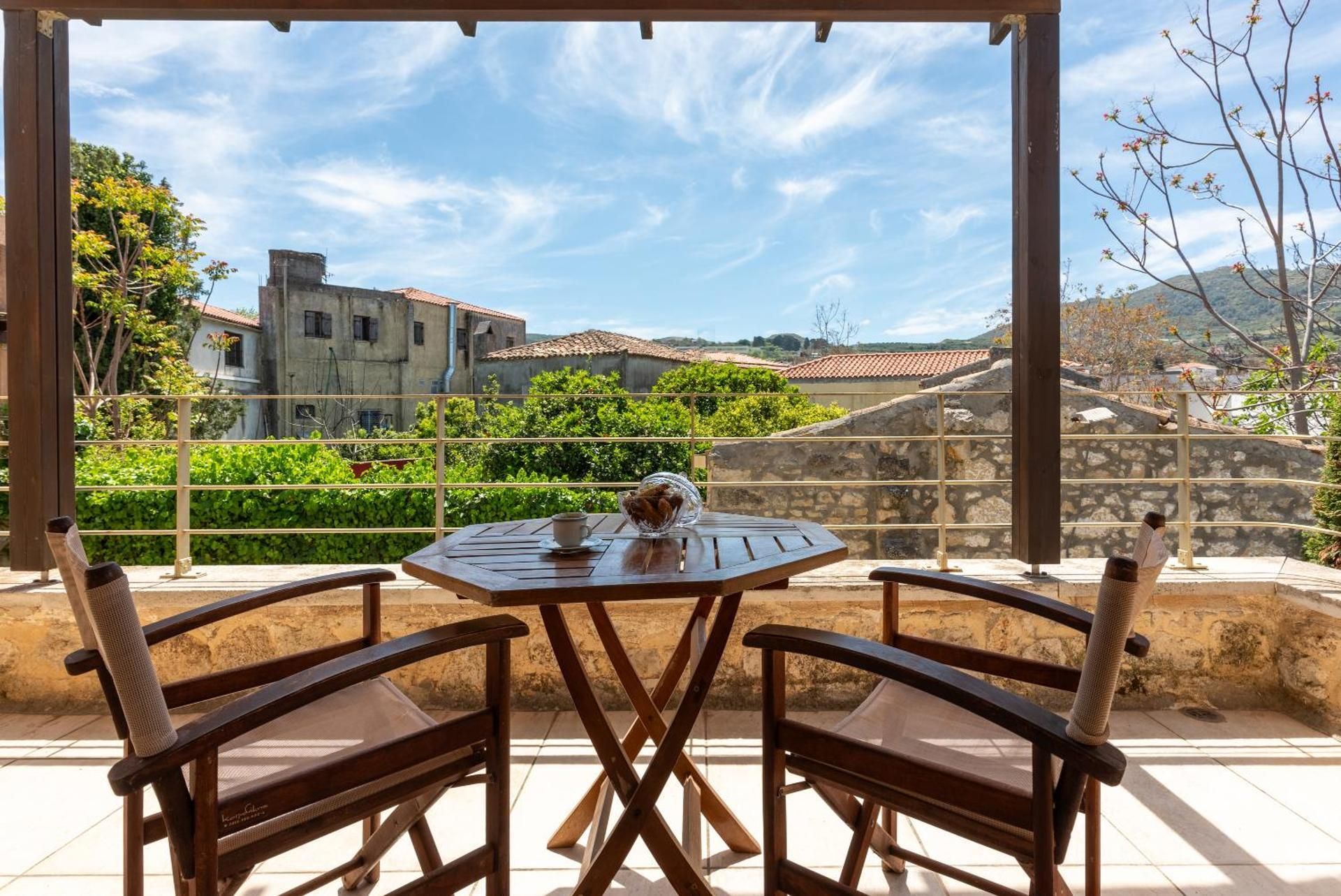 Traditional House - Zefiros