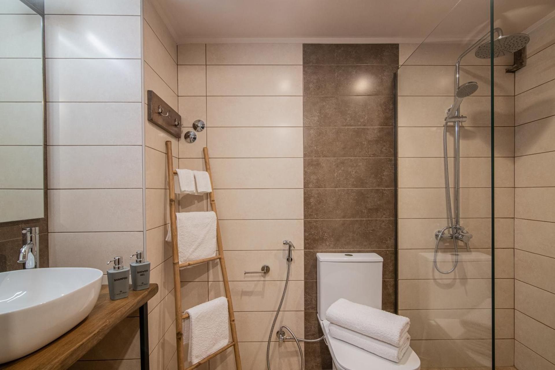 Deluxe Suite with City View - Allagi