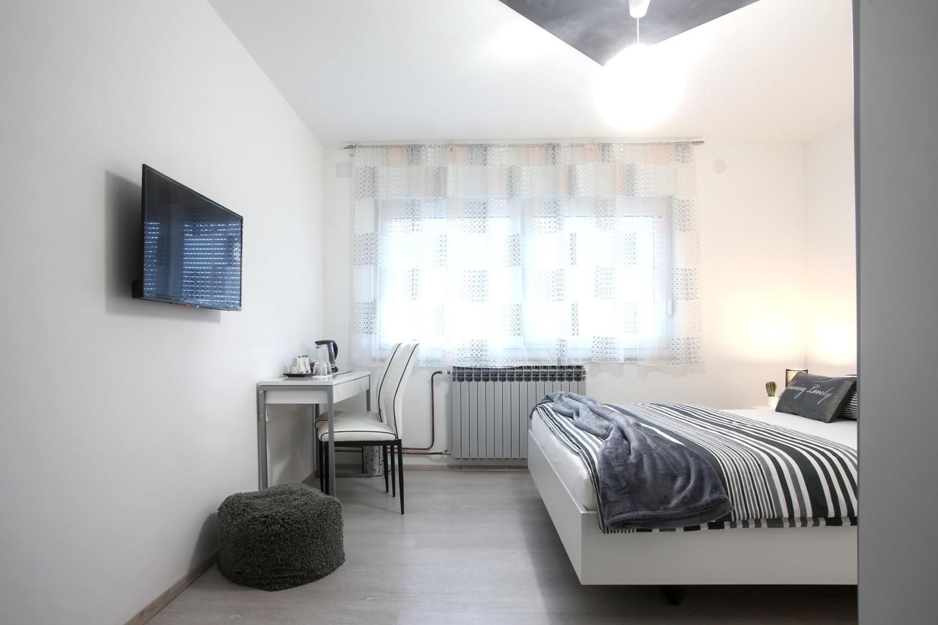 Double Room with Private Bathroom
