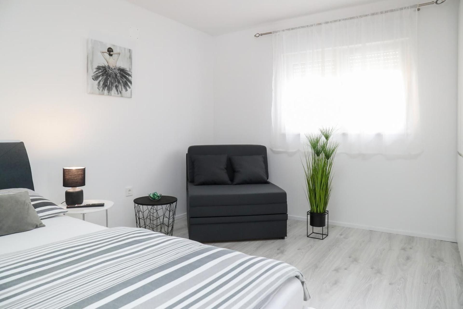 Deluxe Double Room with Extra Bed