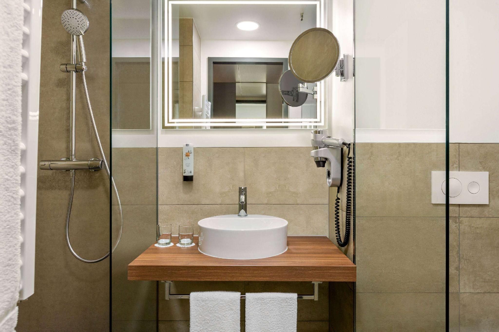 Comfort Twin Room
