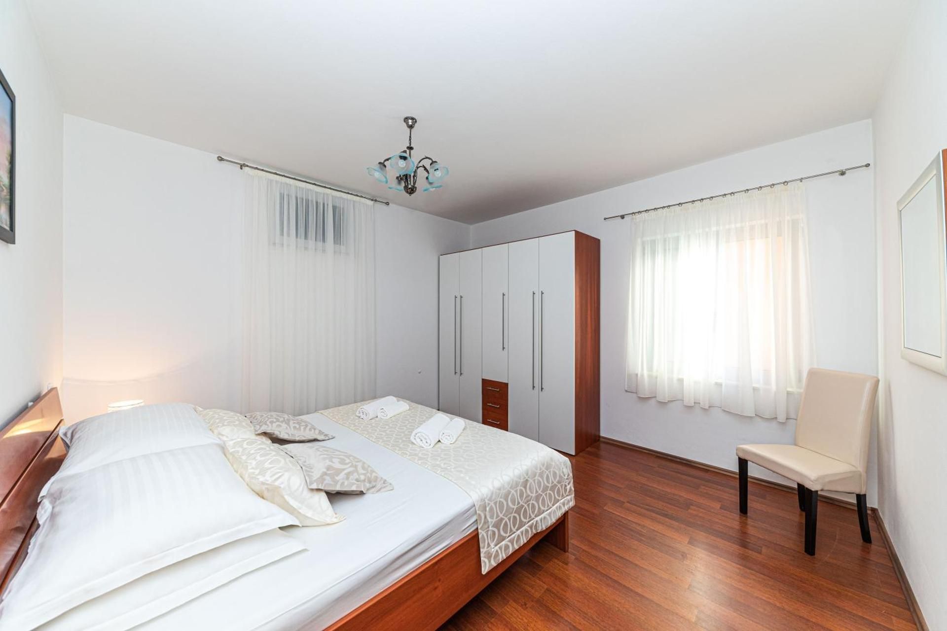 One-Bedroom Apartment with Sea View