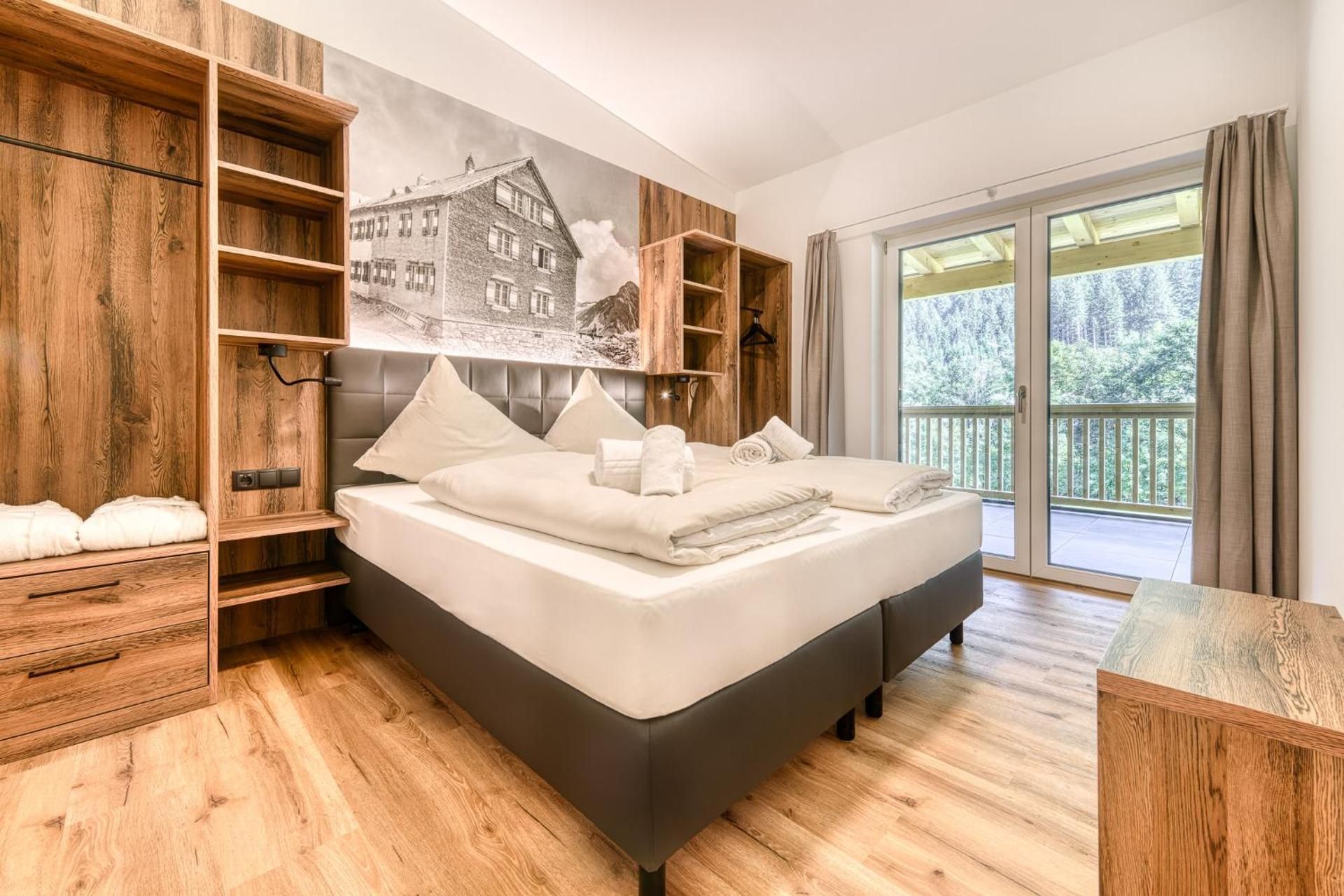Three-Bedroom Apartment (8 Adults)