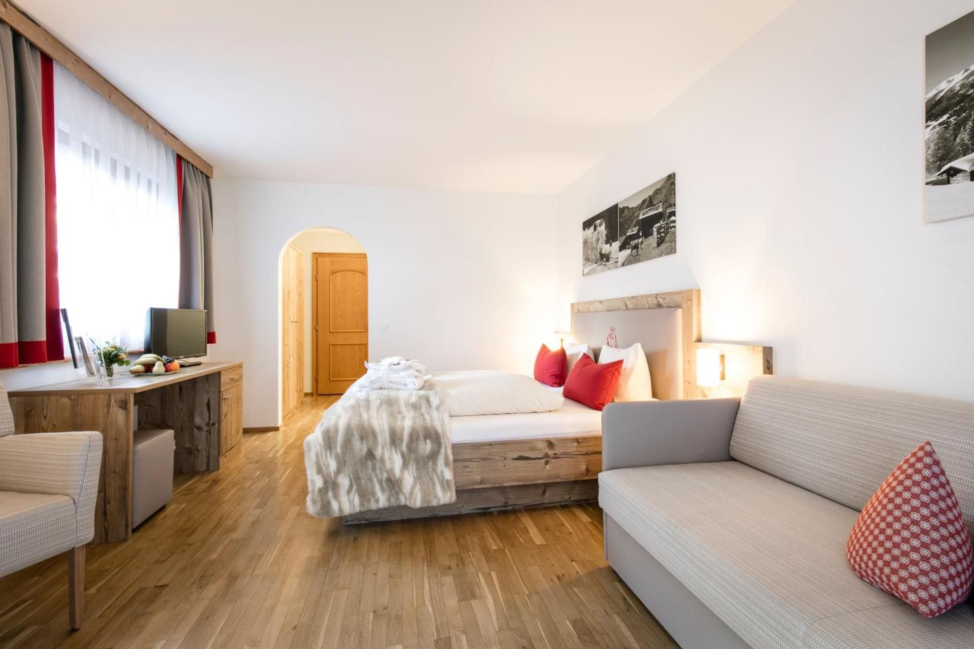 Deluxe Double Room with Balcony
