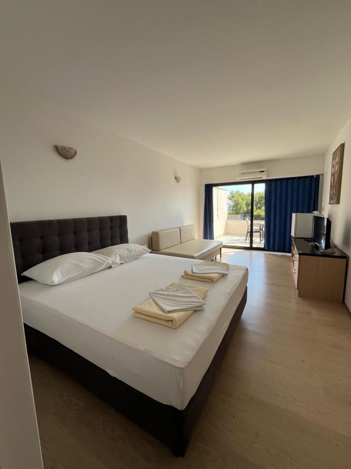 Quadruple Room with Sea View