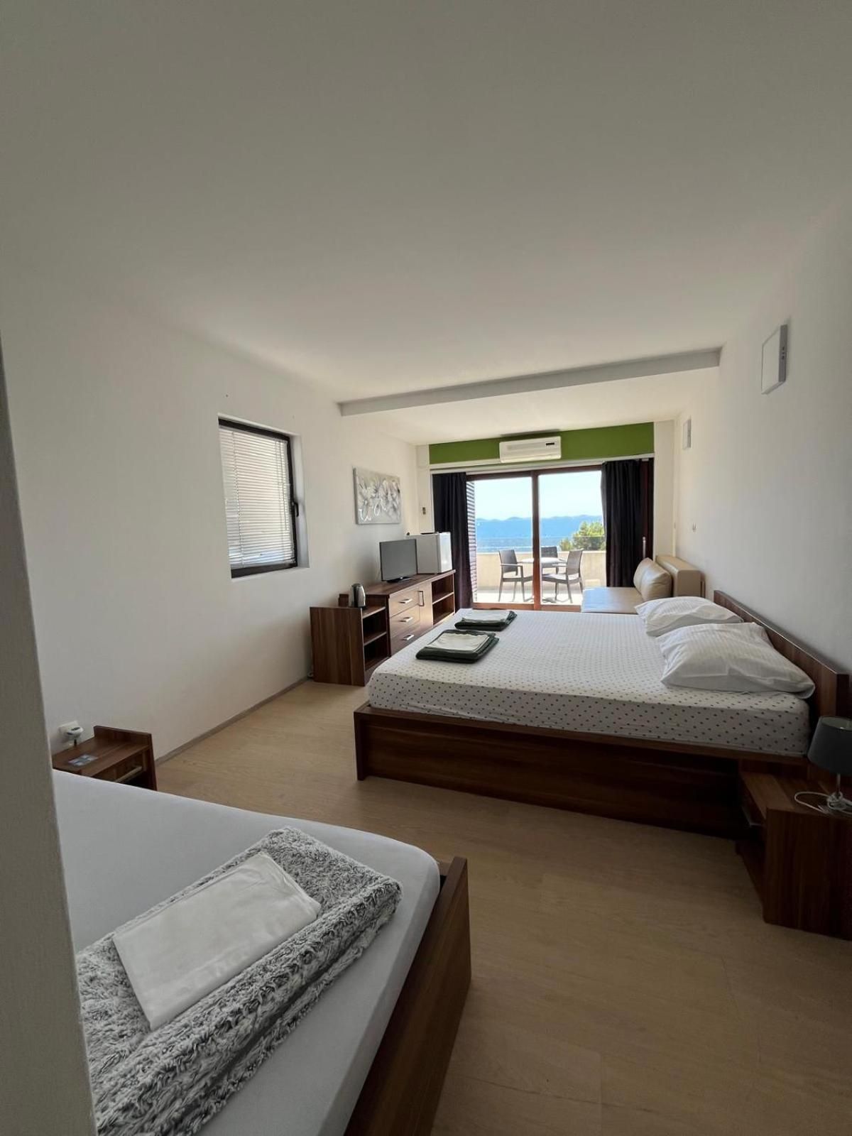 Family Room with Sea View