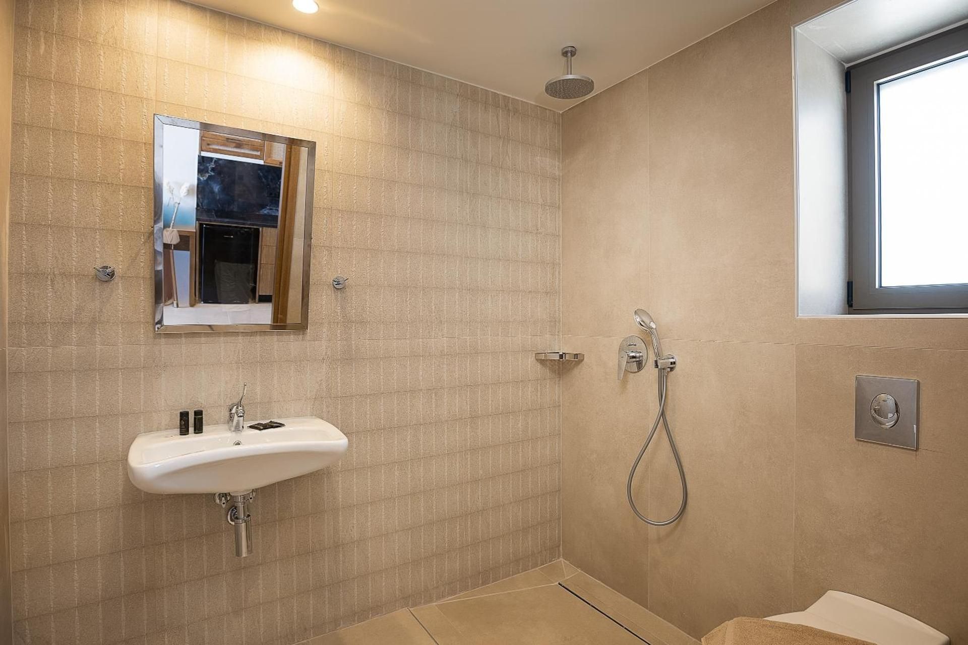 King Suite with Sea View