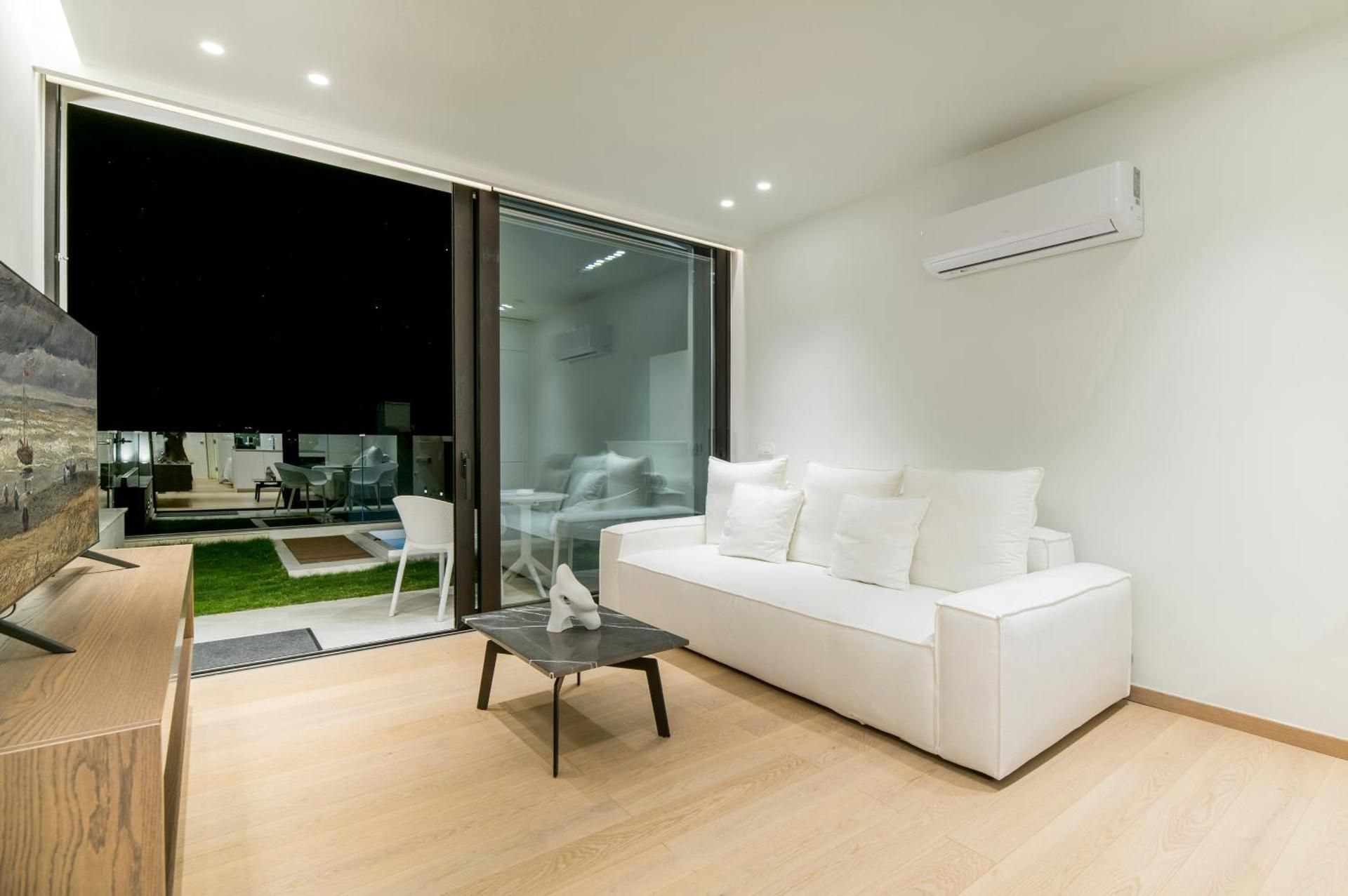 Junior Suite with Garden View
