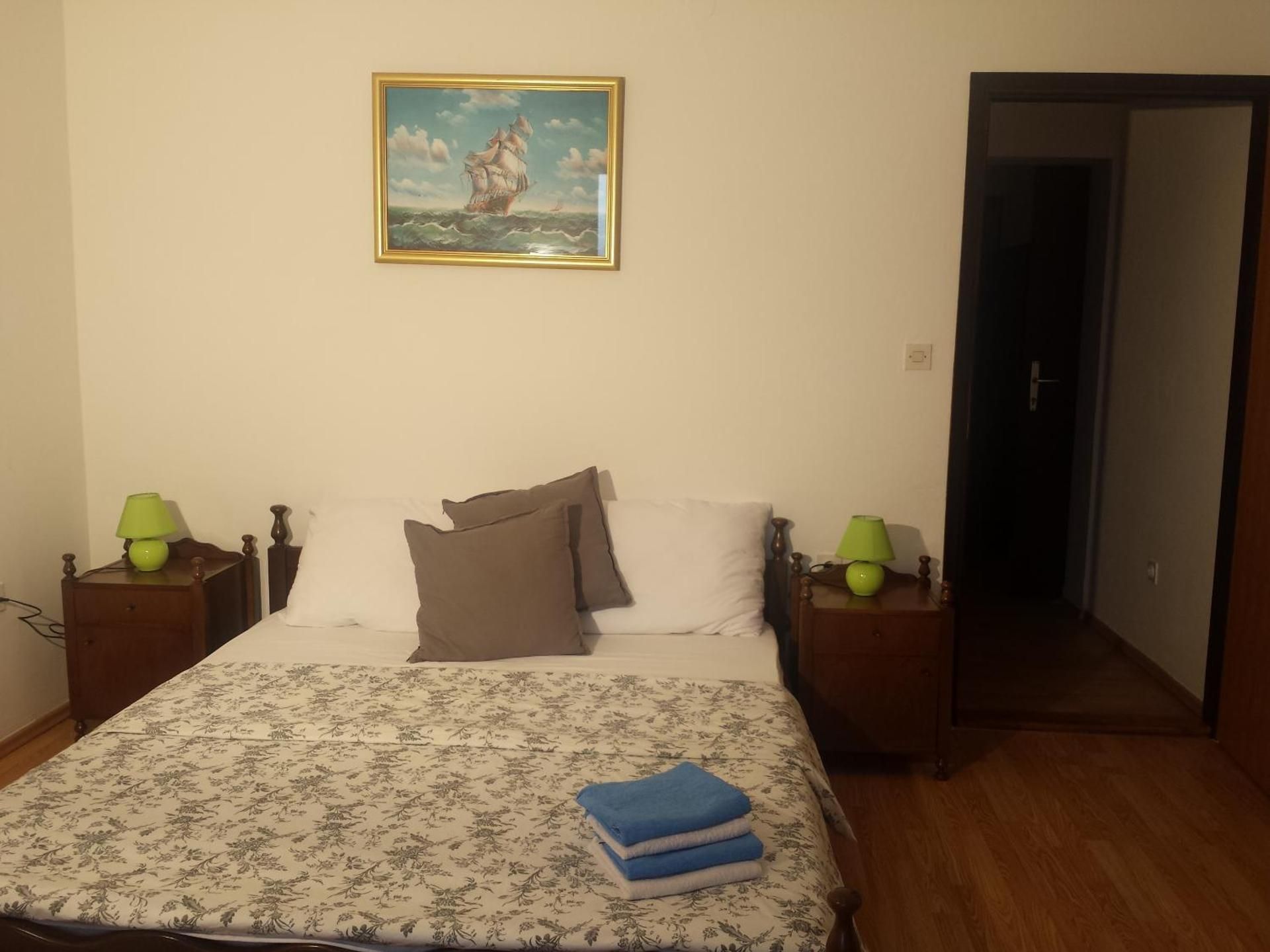 Two-Bedroom Apartment with Balcony and Sea View