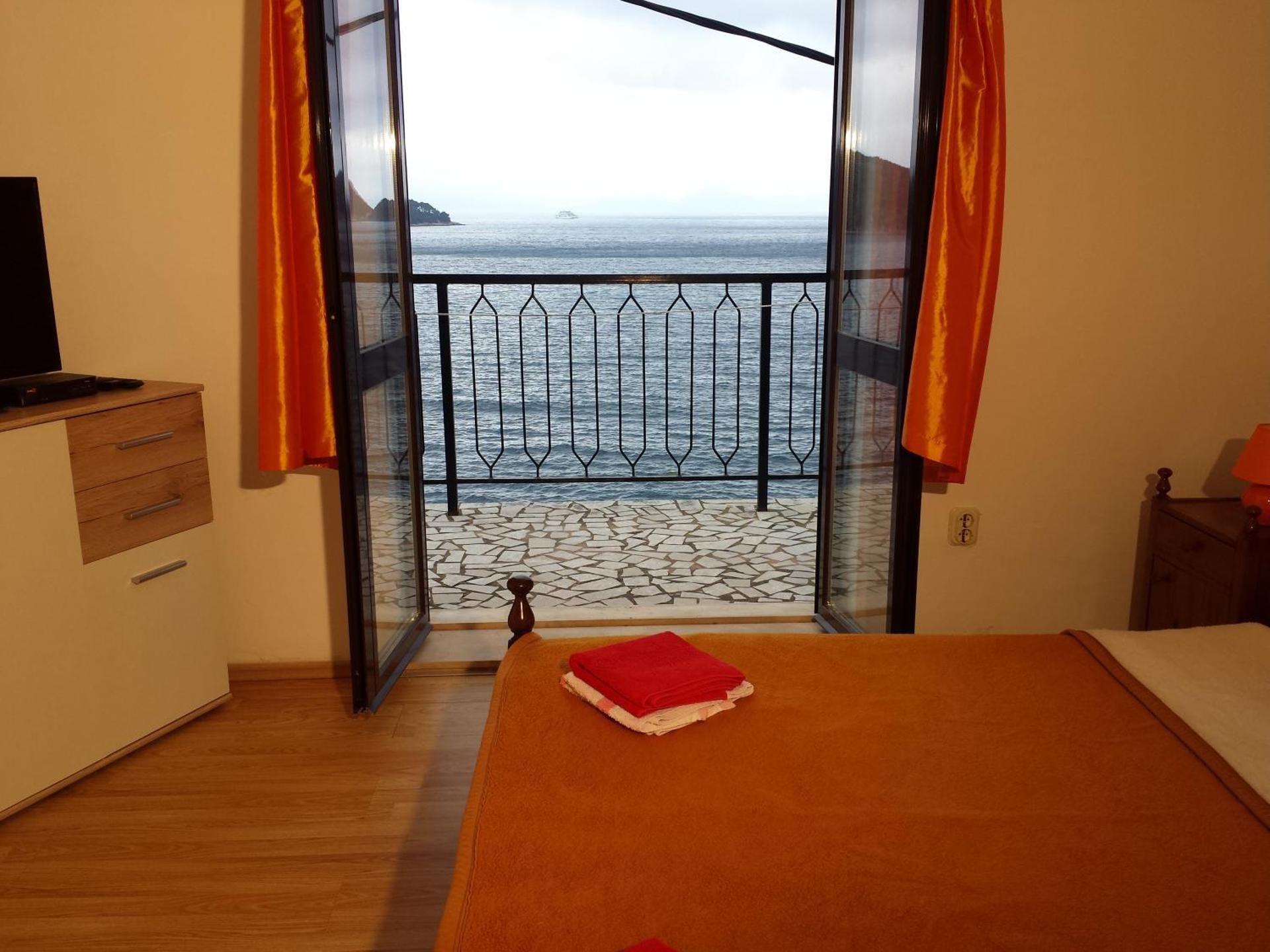 Double Room with Balcony and Sea View