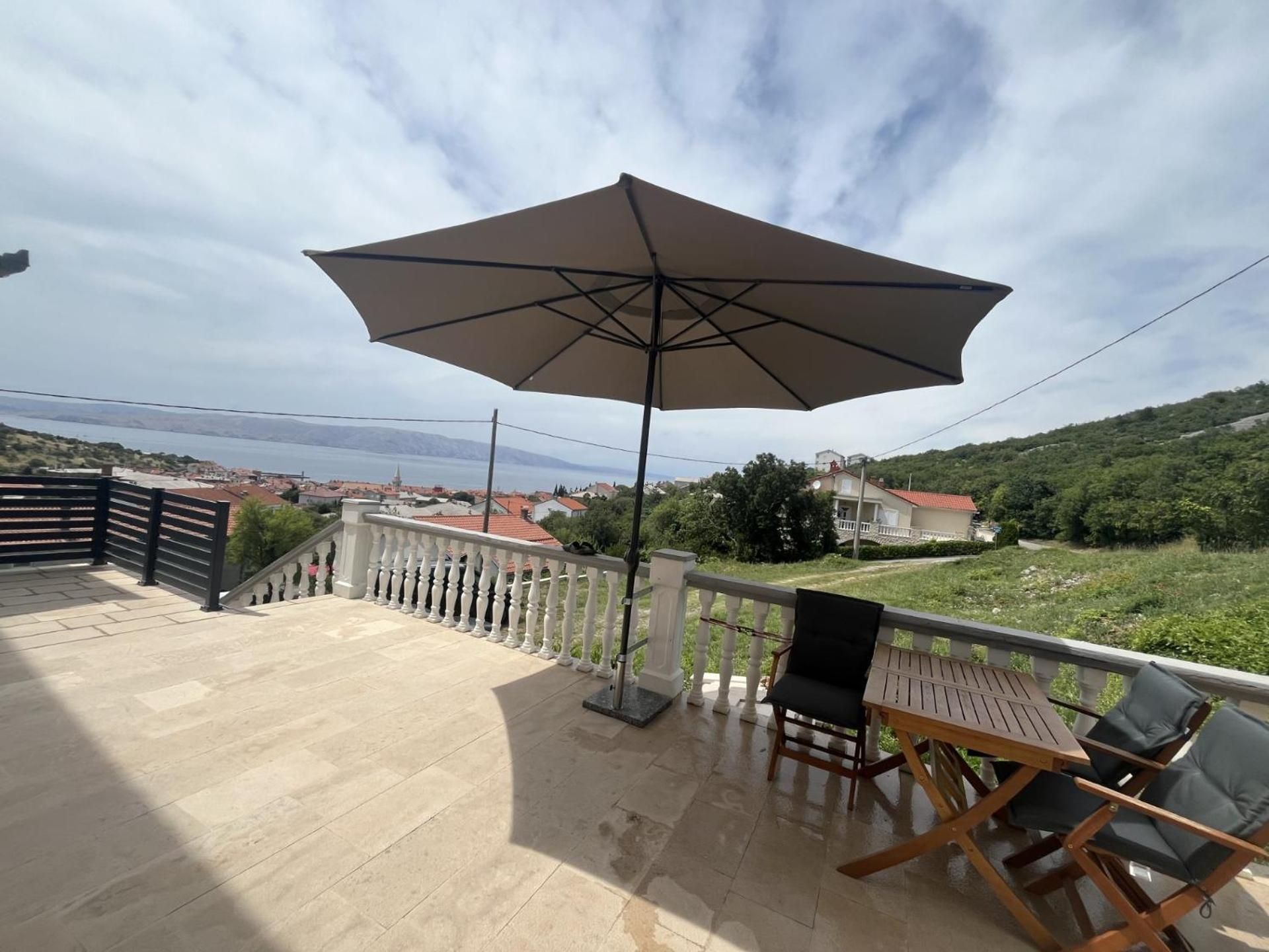Studio with ocean view