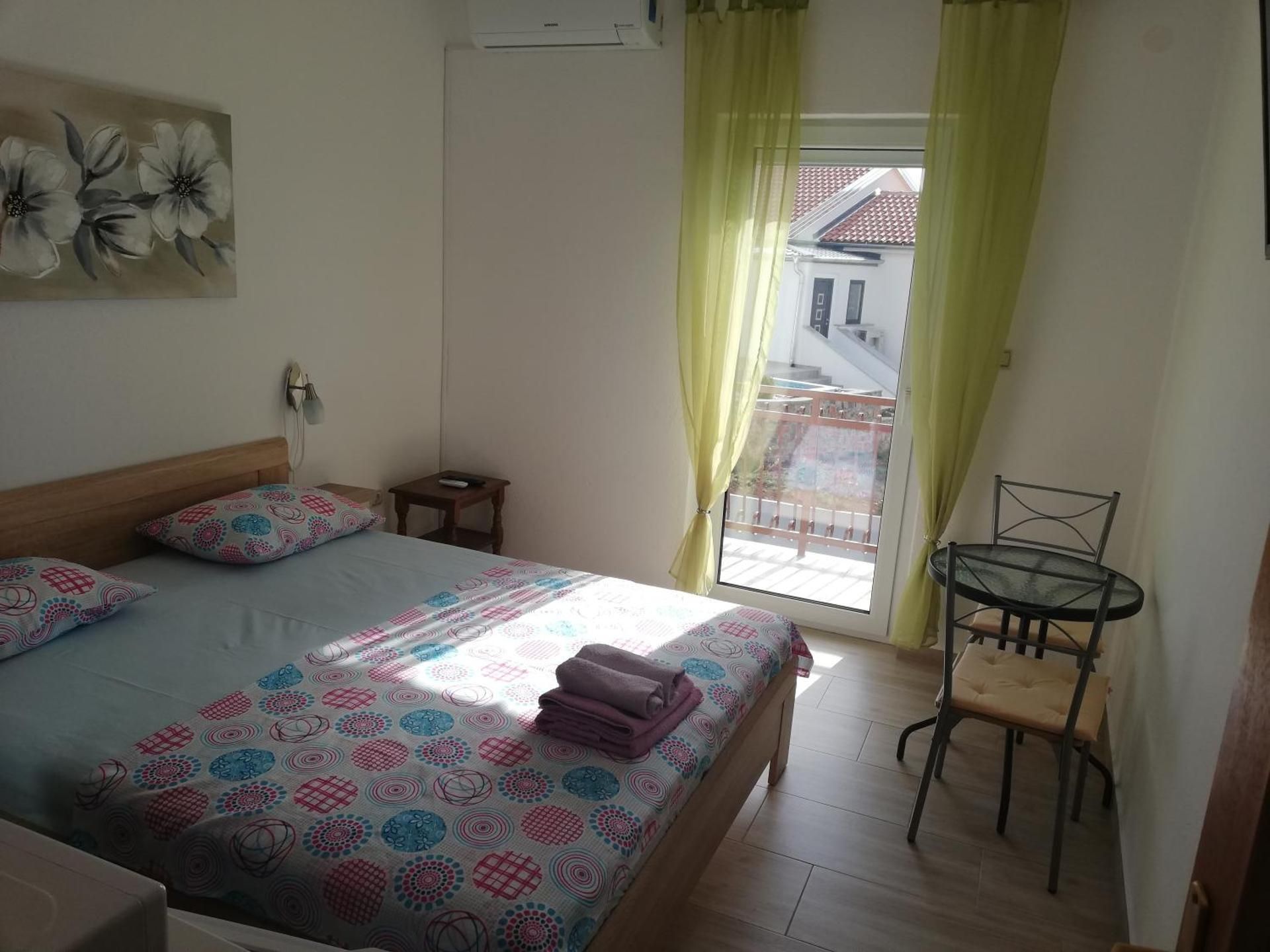 Studio with Terrace and Sea View