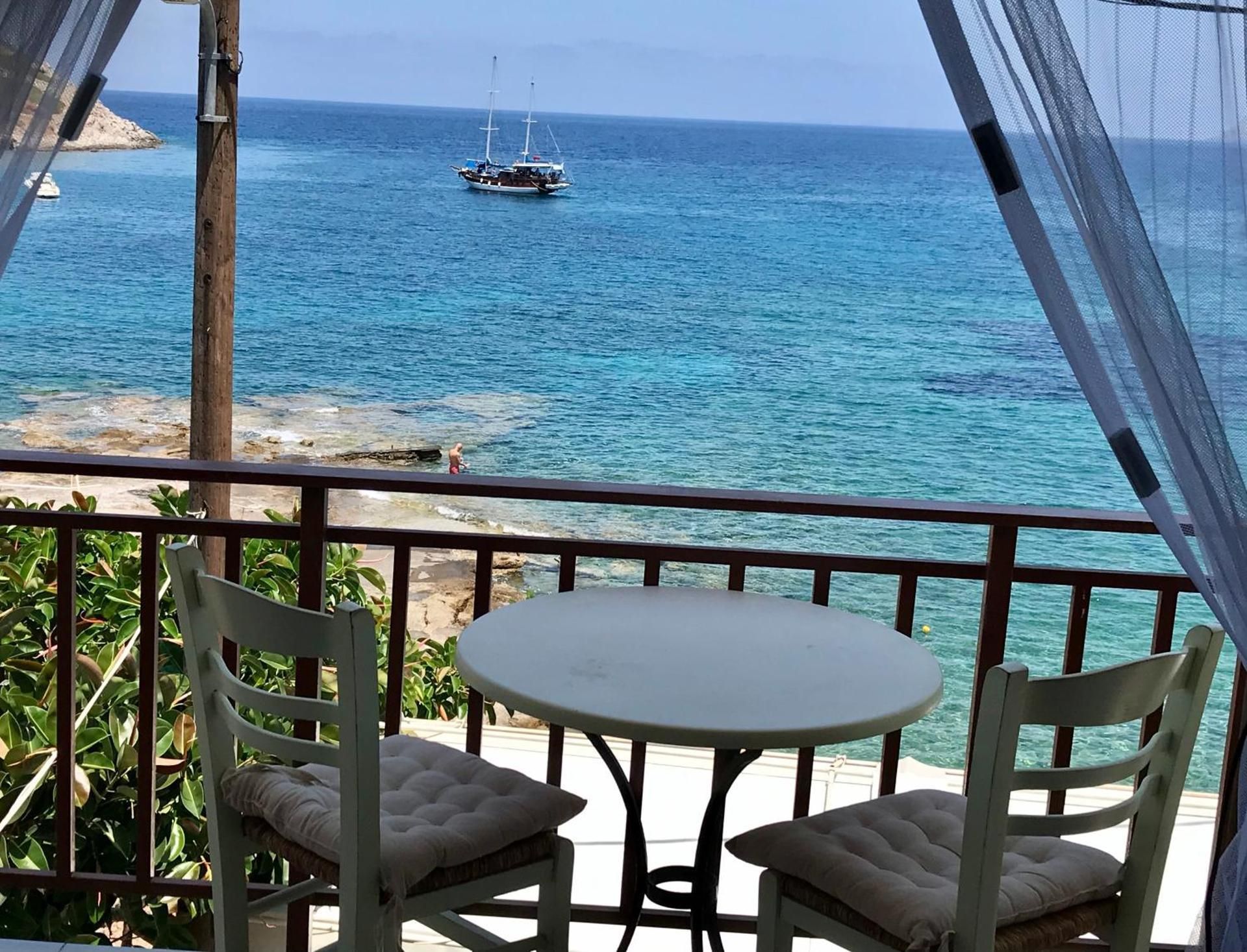Triple Room with Sea View