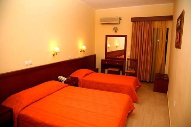 Triple Room with Sea View