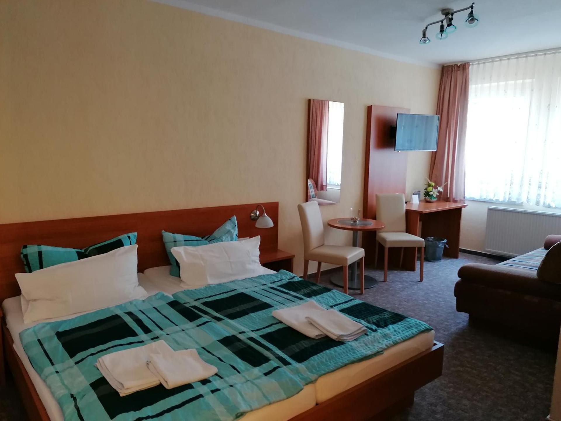 Large Double Room