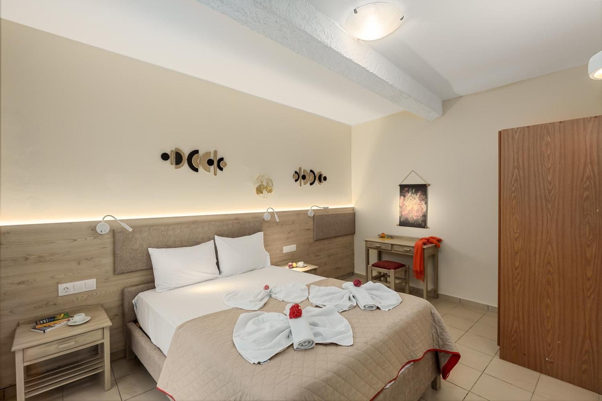 Superior Two-Bedroom Apartment with Sea View and Jacuzzi