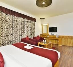 Hotel Himgiri (2 min walking from Mall Road), Manali Deluxe Room 20