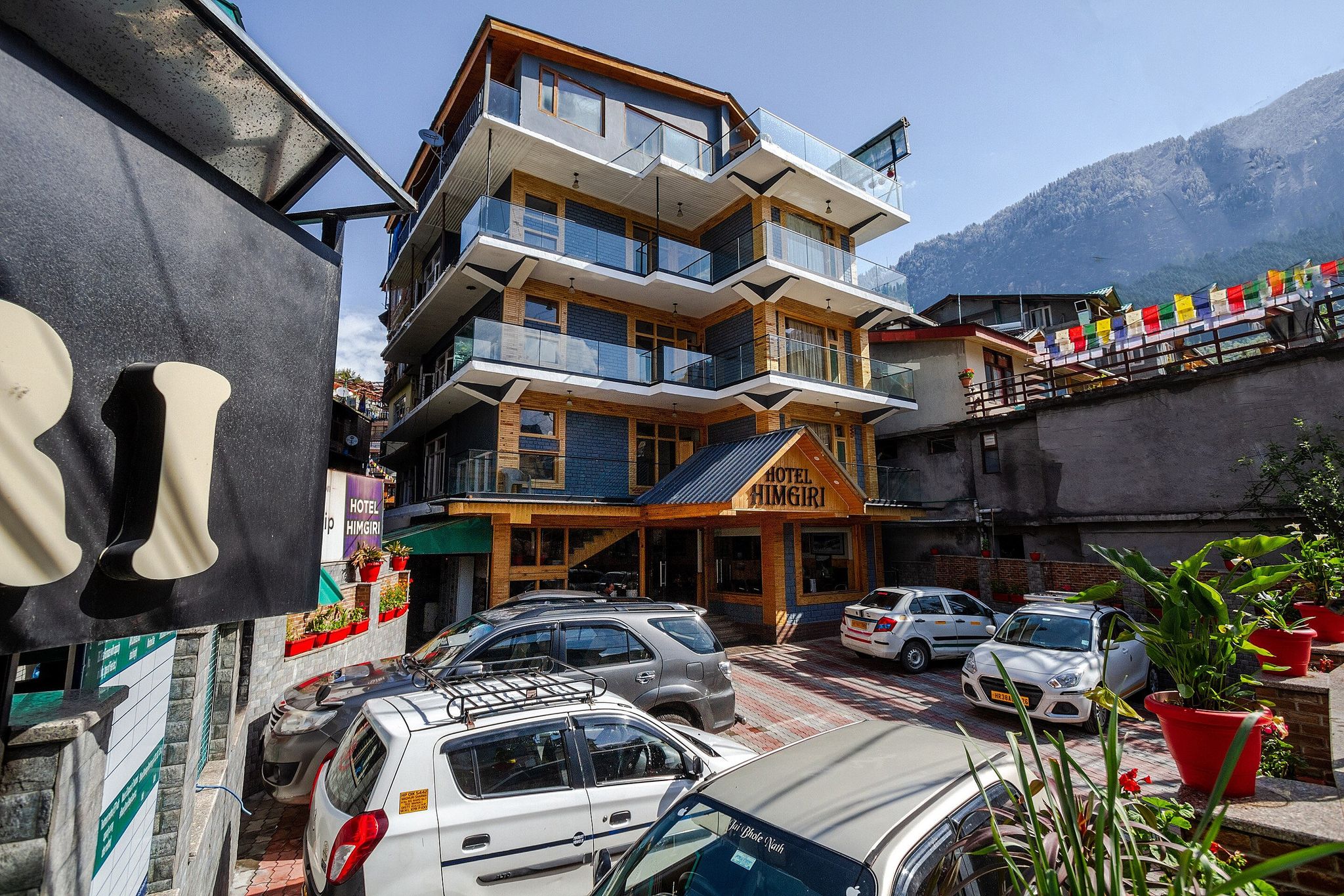 undefined Hotel Himgiri (2 min walking from Mall Road), Manali 7