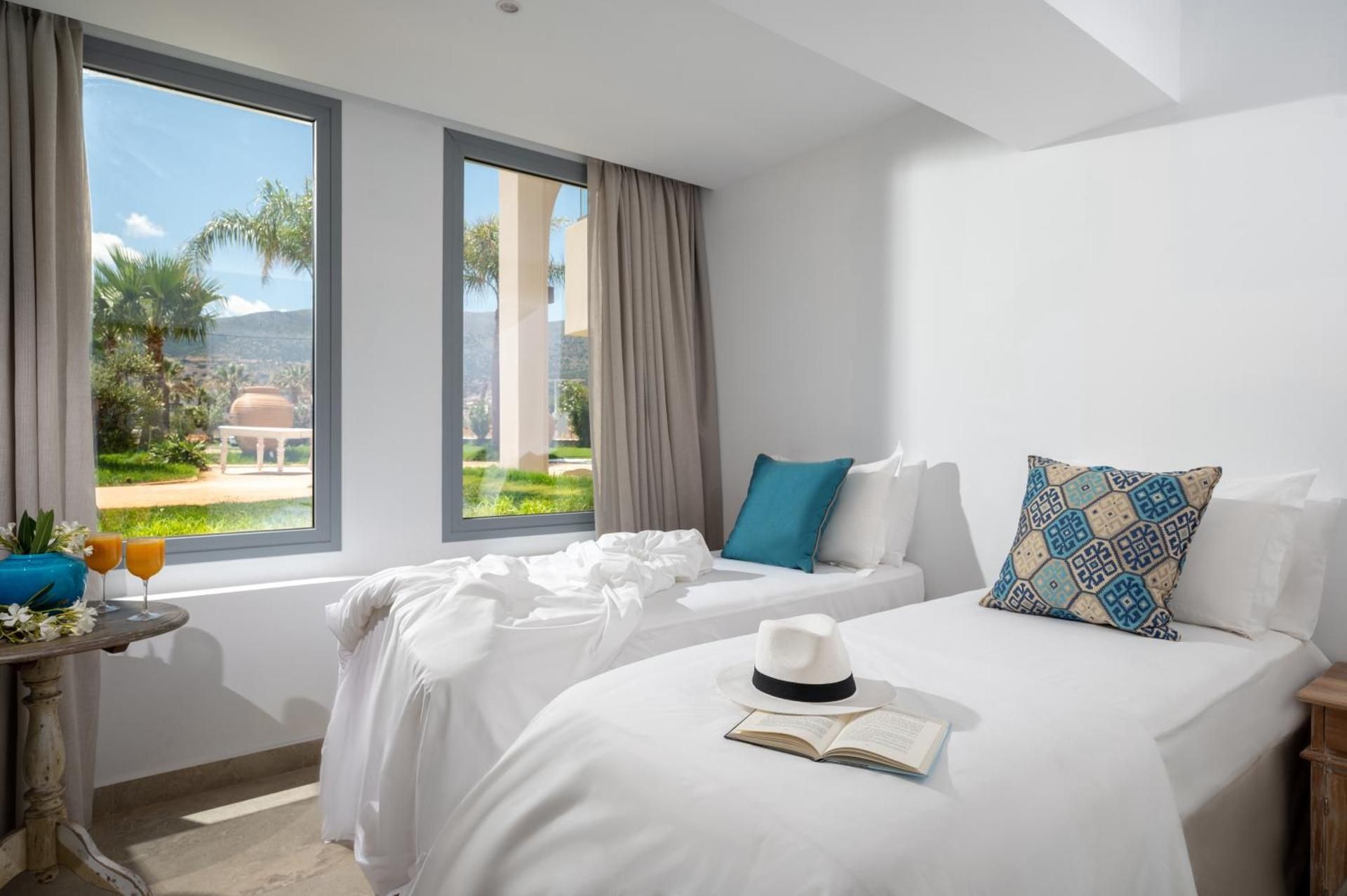 Superior Suite With Balcony Side Sea View