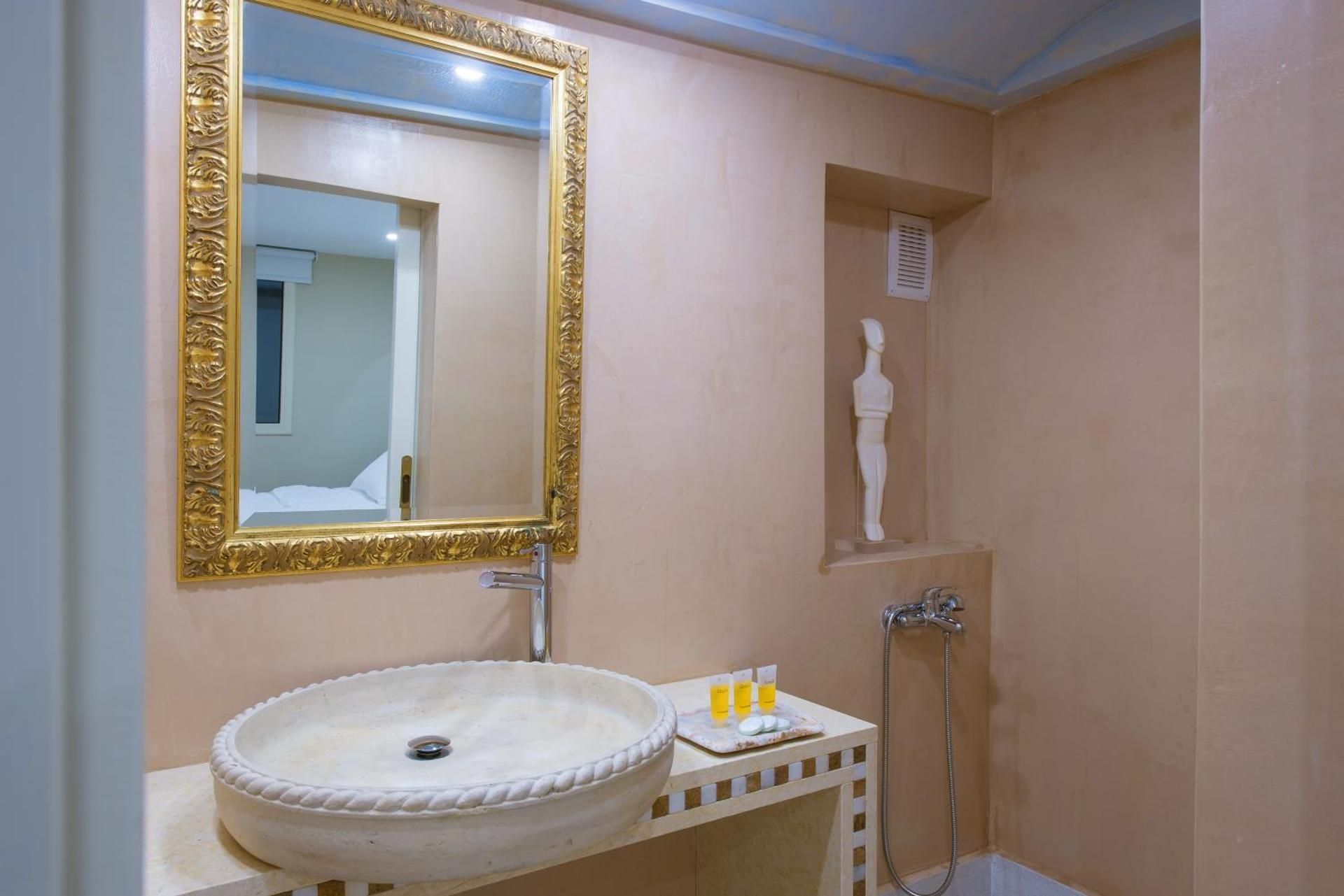 Suite - Top Floor