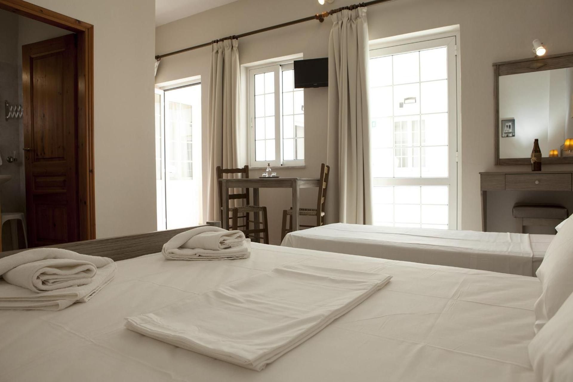 Economy Studio (3 Adults)