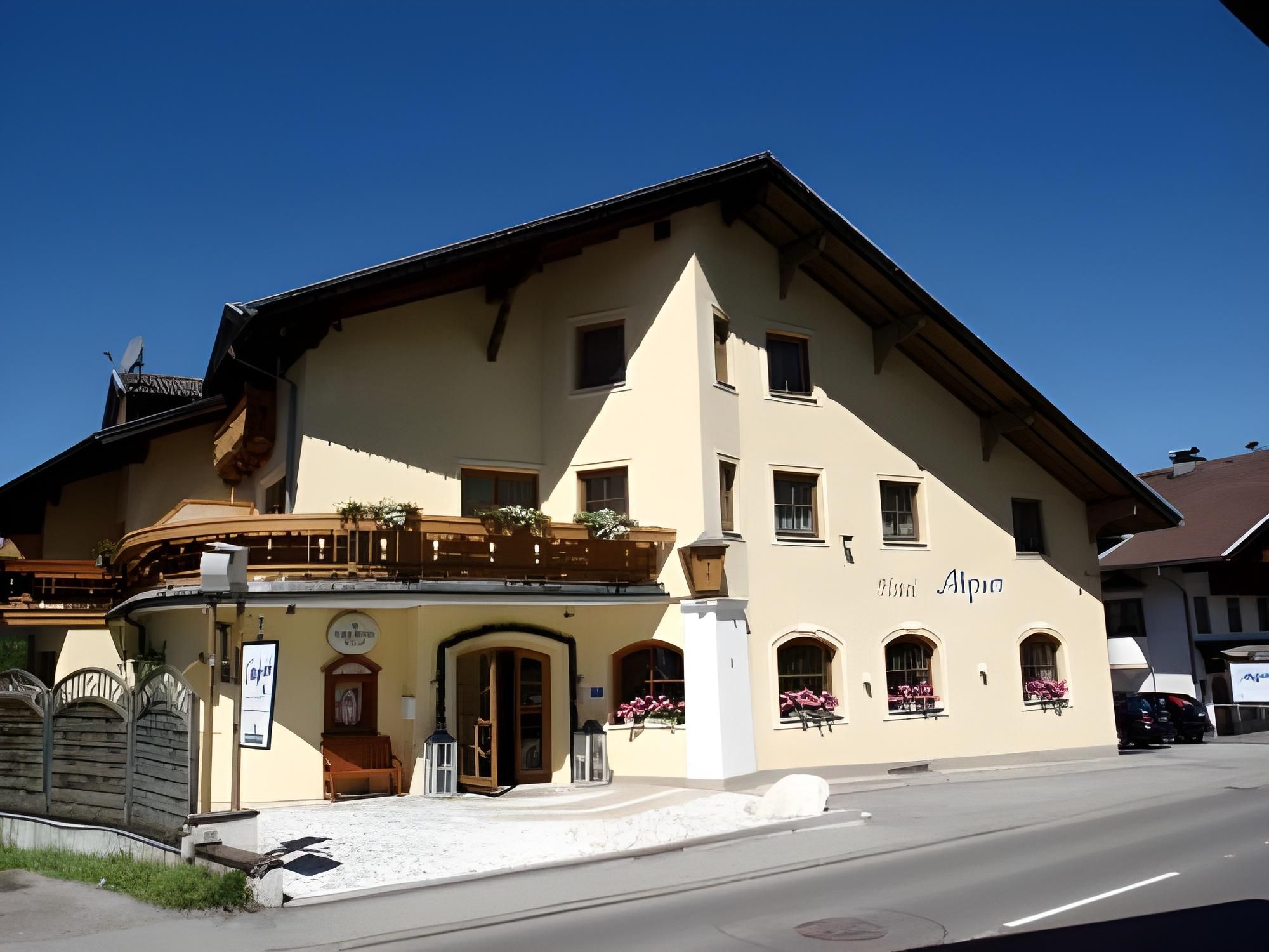 Hotel Alpin