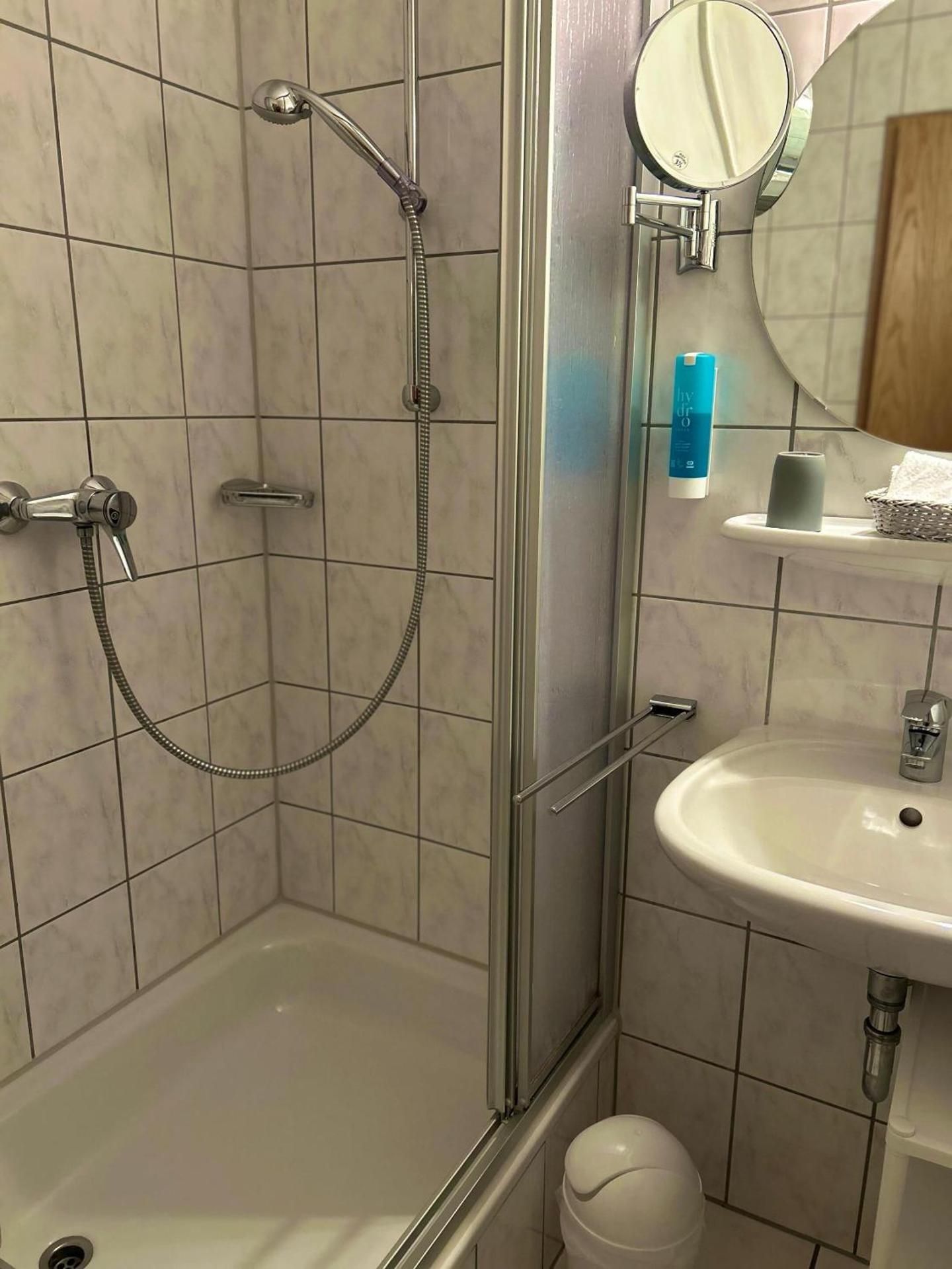 Economy Single Room