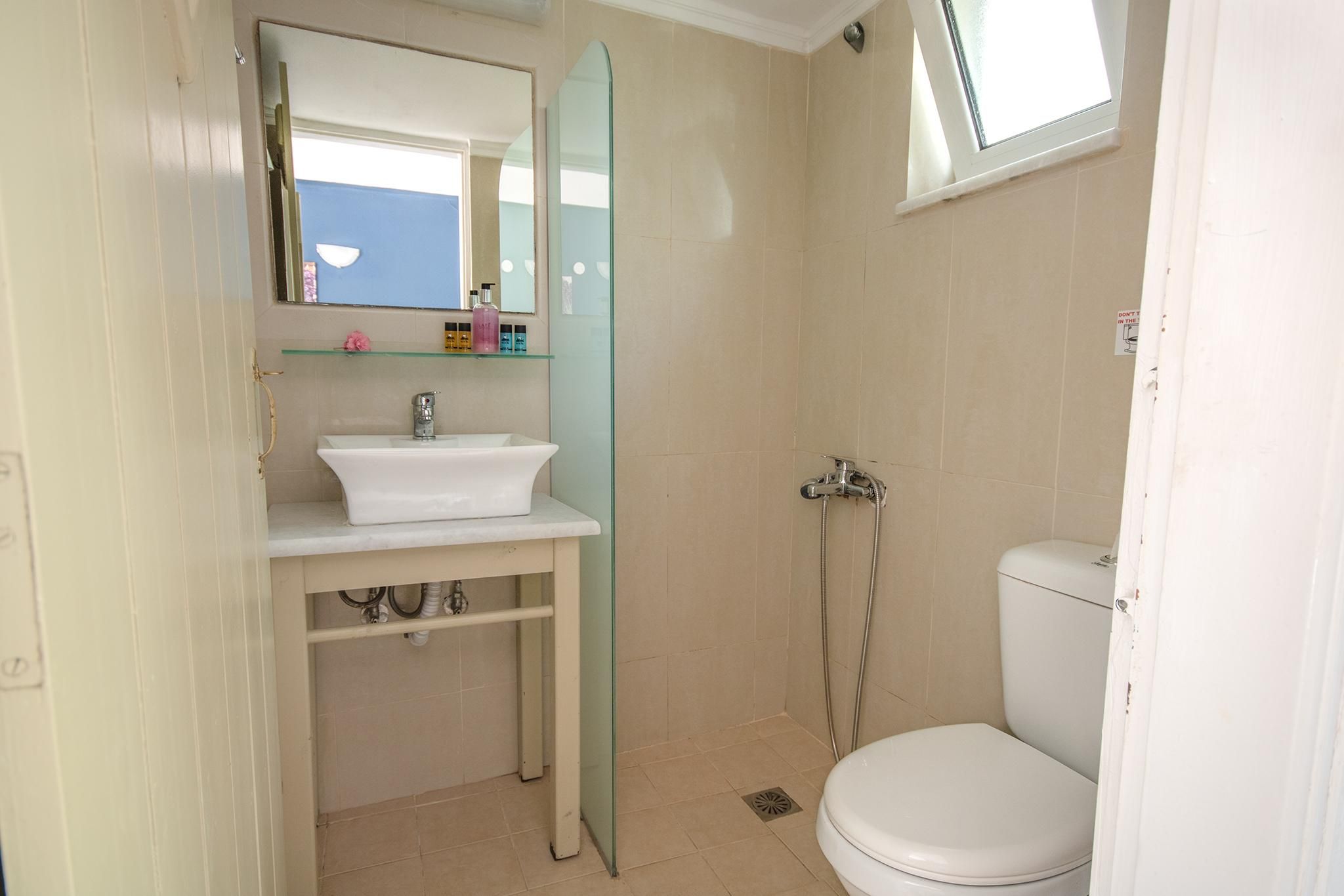 Studio - Entire house or apartment