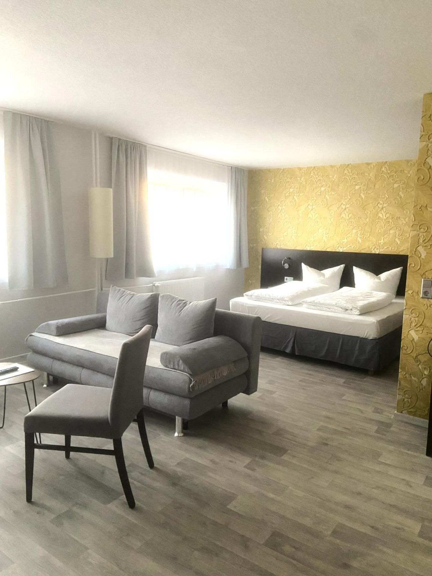 Queen Room