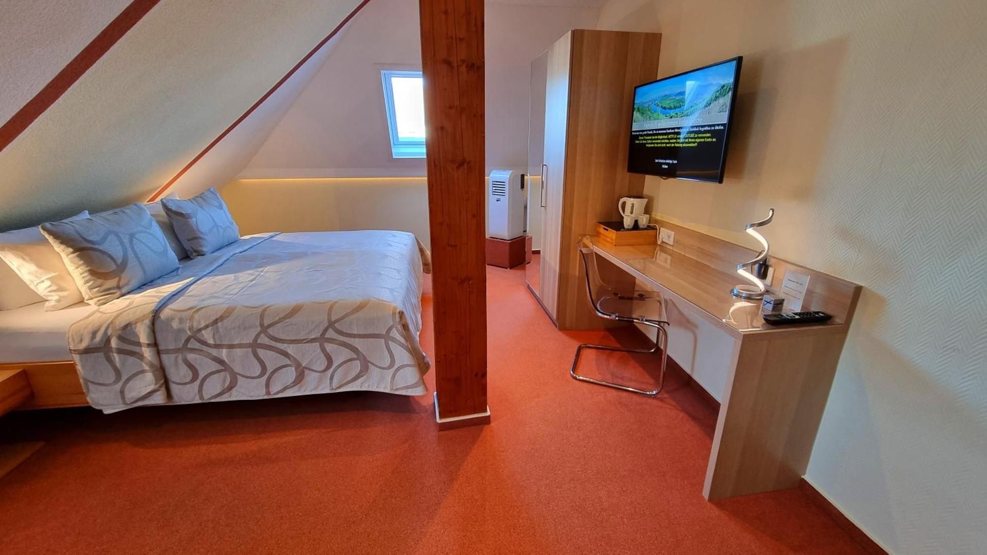 Double Room with Mountain View