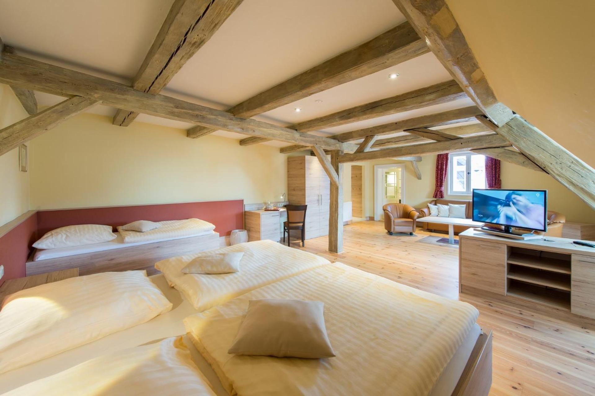 Classic Quadruple Room