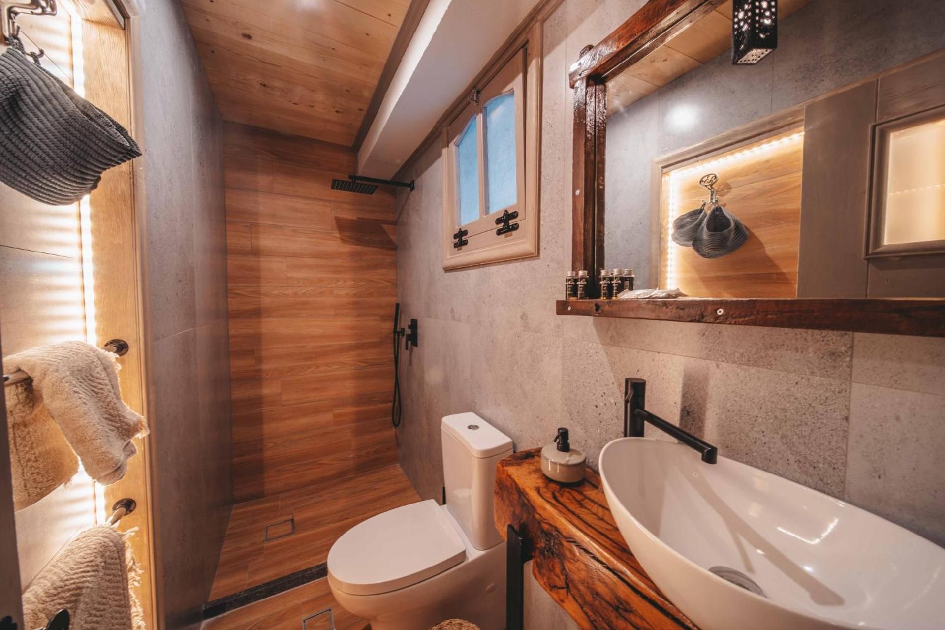 Deluxe Junior Suite